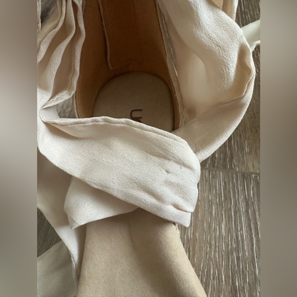 UGG Cream Espadrille Sandals - Picture 16 of 16